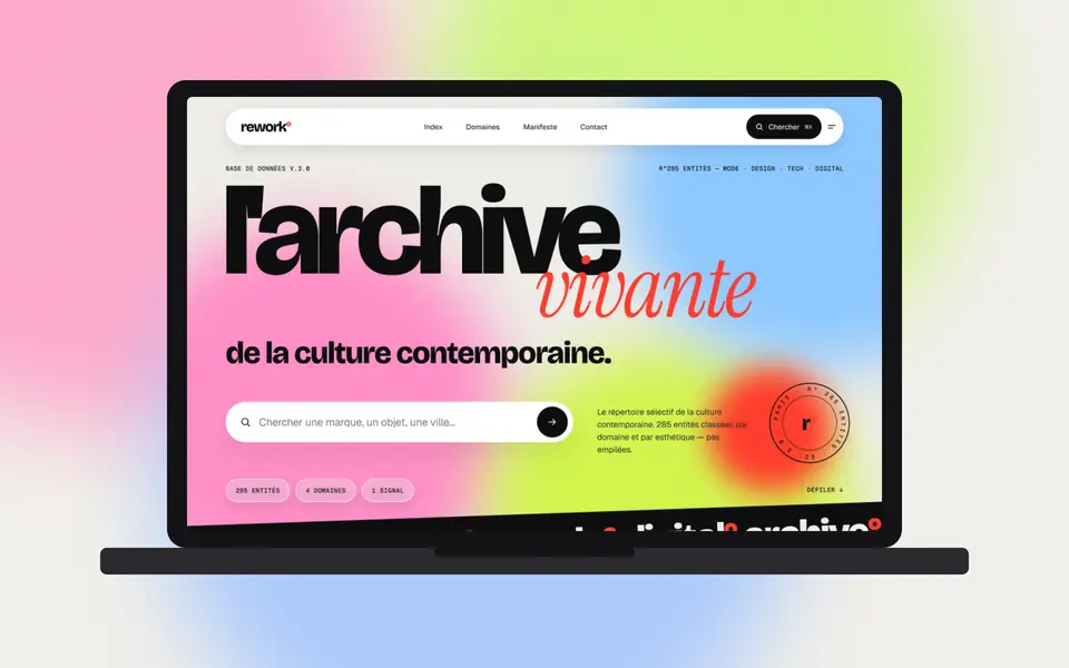 Le site REWORK sur un ordinateur portable